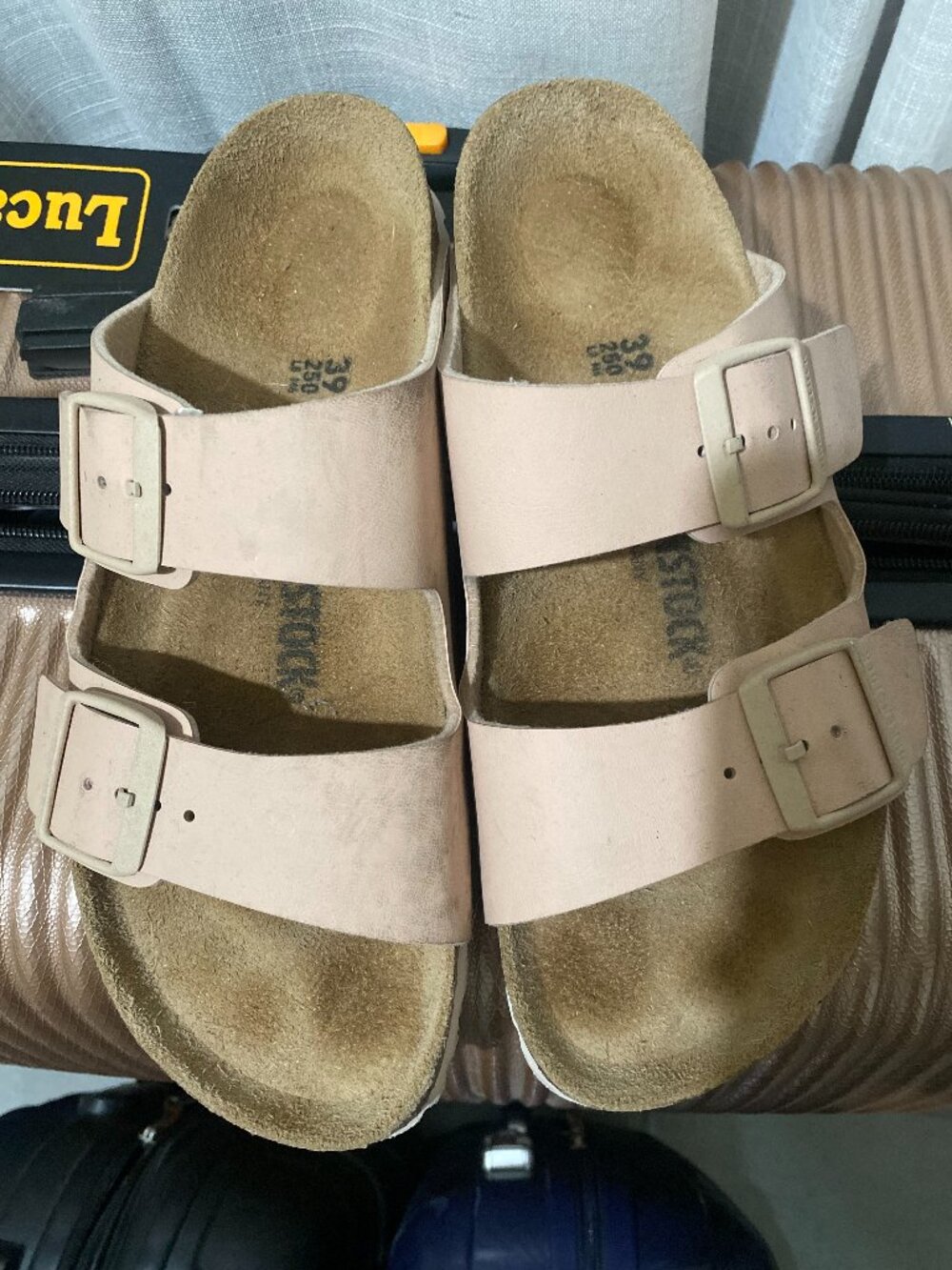 BIRKENSTOCK Arizona Birko-Flor Sandals Unisex Size M6/W8 New Beige